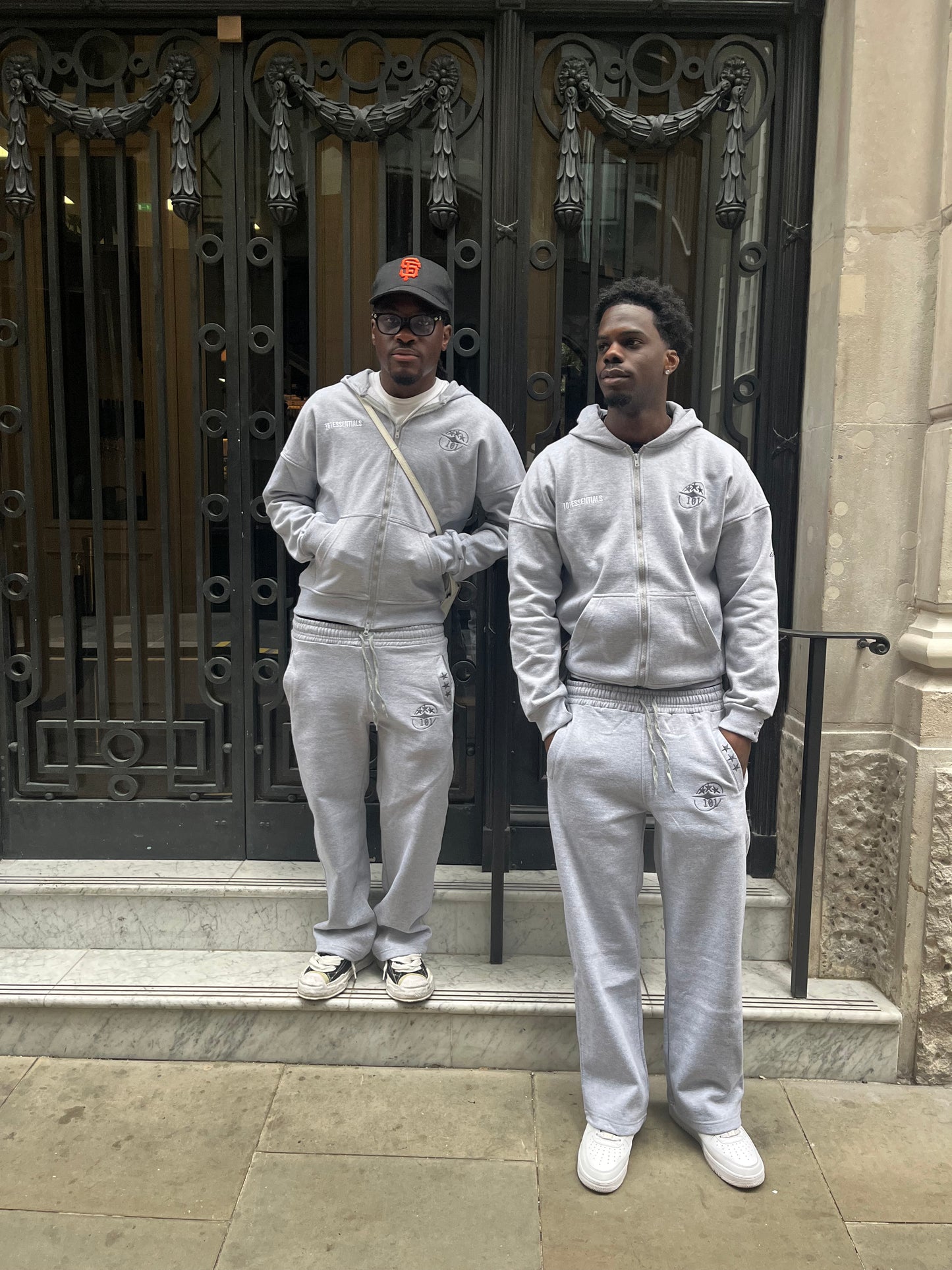 101 Essentials line men’s tracksuit - Grey